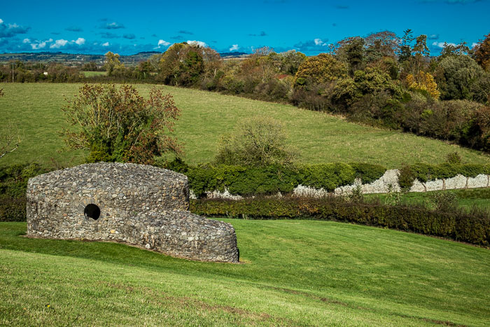 Brú na Bóinne and Hill of Tara Brú na Bóinne and Hill of Tara