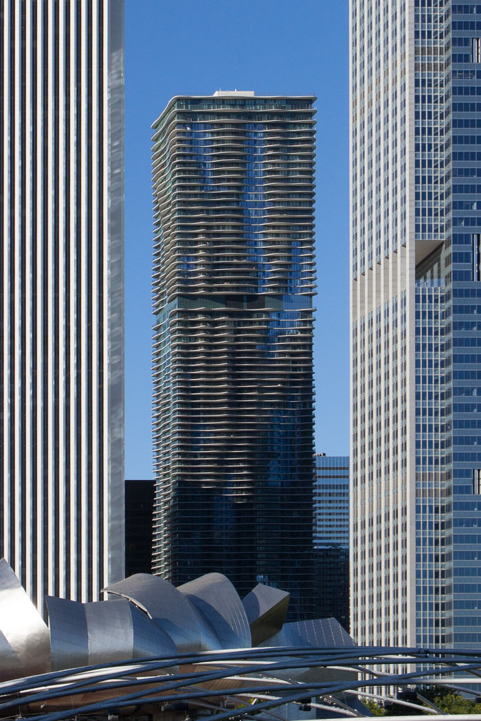 Chicago - Marco Navarro Memorial Photo tour